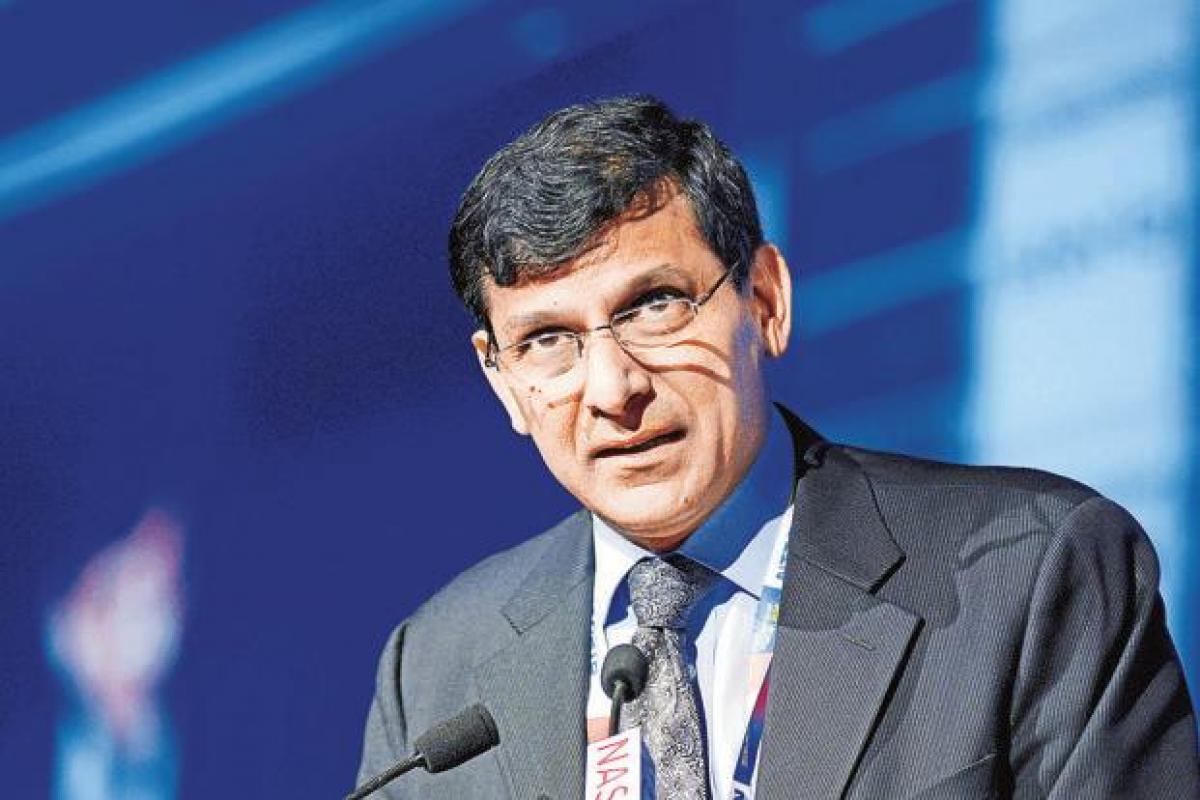 Who will be a perfect match for Rajan to take his place in RBI?